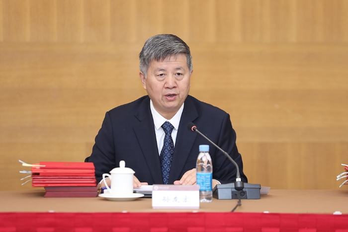 孙友宏校长
