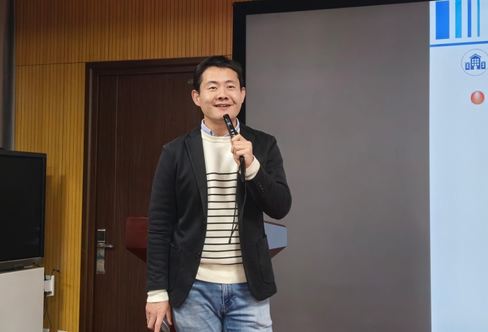 杨越峰