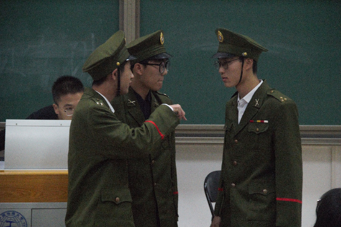 演出