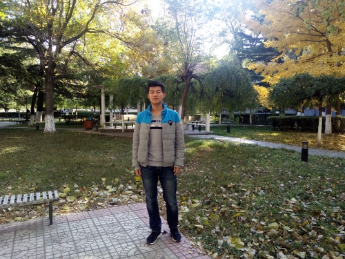 地球科学与资源学院 董小宇
