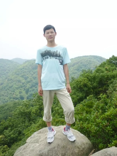 杨华卿.webp