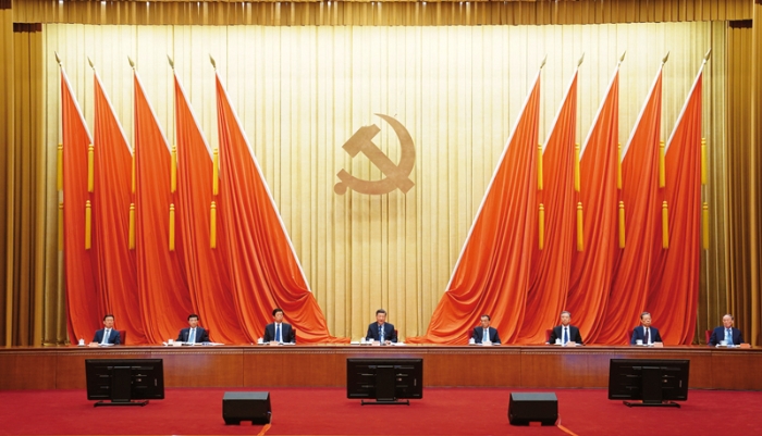 2021年2月20日，党史学习教育动员大会在北京召开。中共中央总书记、国家主席、中央军委主席习近平出席会议并发表重要讲话。 新华社记者 翟健岚/摄